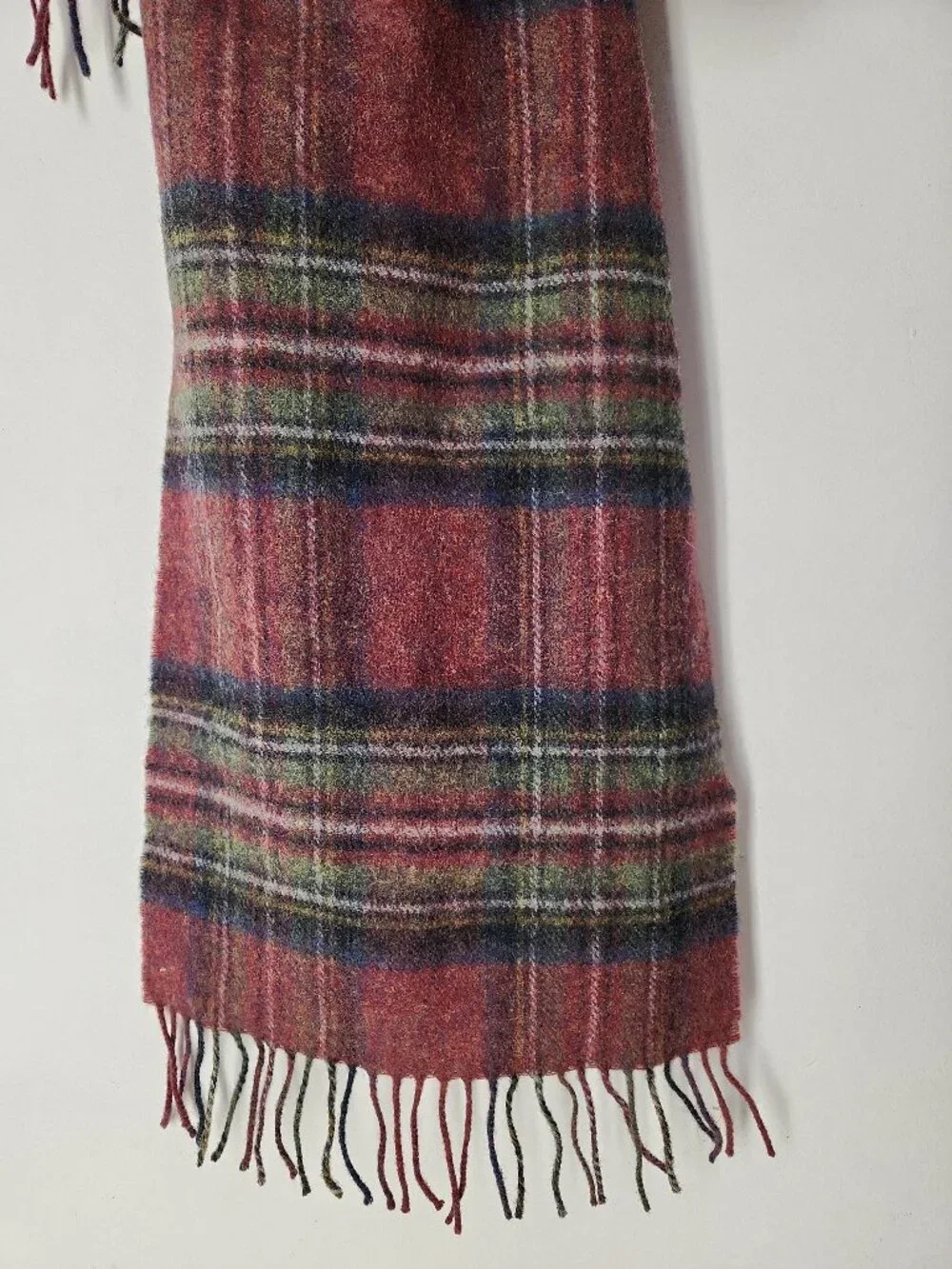 Johnstons of Elgin 100% Lambswool Tartan Plaid Scarf withFringe Made in Scotland